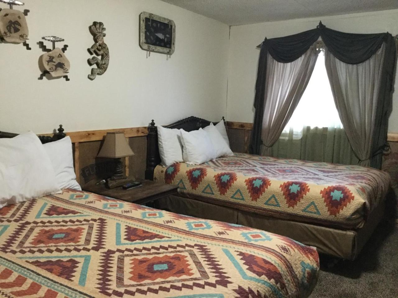 Black Bear Motel Davenport Dış mekan fotoğraf