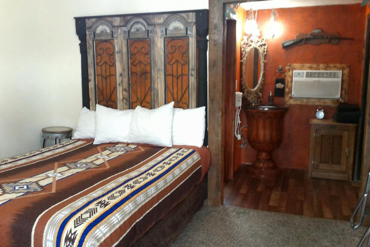 Black Bear Motel Davenport Dış mekan fotoğraf